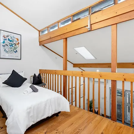 23 Cottesloe Steps To Beach - Sleeps 3 No Wifi Perth Exterior photo